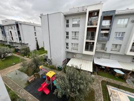 Havuzlu Sitede 1+1 Eşyalı Kiralık Daire