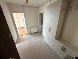 Cumhuriyet Mahallesinde Satılık Doğalgazlı 3+1 Daire