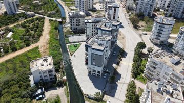 Gökhan Gökdemir'den Denize Yakın 2+1 Satılık Daire