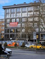 Millet Caddesi Üzerinde Kiralık Ofis Katı