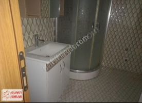 Çamlık Mahallesinde Satılık 2+1 Ara Kat Daire