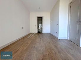 Lummo'dan Tona Rezidence'de İki Balkonlu Ebeveyn Banyolu 2+1