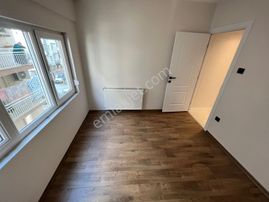 Hatay Hakimevlerinde İçerisi Bakımlı Arakat Satılık 3+1 Daire