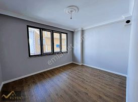 Vizyon Emlaktan Tuzla Caddesinde 2+1 Daire