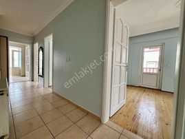 Avm Yolu Üzerinde 3+1 Ayrı Mutfak Kiralık Daire