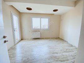 İz'den Mavi Blv'da Cepheleri Full Açık Süper Lüks 3+1 Daire!!!