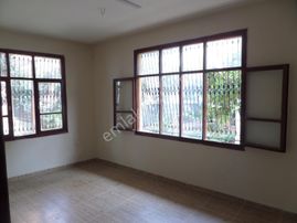 Bahçeşehir'de 2+1,kapalı Mut.1 Kat Kiralık Daire