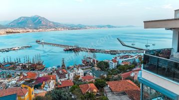 Alanya Kale' De Deniz Ve İskele Manzaralı 3+1 Daire