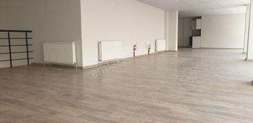 Sahibinden Aksaray Çarşı Merkezinde 300 M² Dükkan