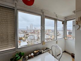 Bayraklı Adalet Mahallesi Deniz Manzaralı 2+1