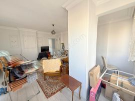 Mertcan'dan Velibaba Mah. Cadde Üzeri Metroya 8dk Ara Kat 3+1