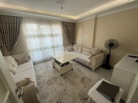 Çobançeşmede 8 Yıllık 4 Kat 2+1 80 M2 Kat Mülkiyetli Daire