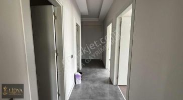 Erdemli Belediyesi Karşısı Kiralık 2+1 Ofis