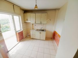 Pendik Şeyhlide Toki Konutlarında Geniş 2+1 Güney Cephe Ara Kat