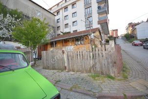 Satılık Merkezi Konumda 200 M2 Müstakil 2+1 Ev
