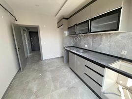 Çiftlikönü Mahallesi Site İçerisinde Satılık 2+1 Daire