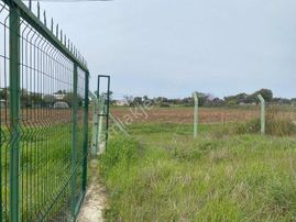 İzmir Çeşme Germiyan'da Denize Yakın 1090 M2 Arazi