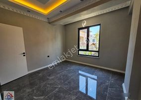 Deniz'den 3+1 Merkezi Konumda, Yerden Isıtmalı Villa