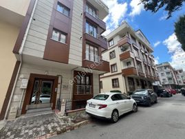 Ümraniye Esenevler'de Satılık Metroya Yakın 1+1