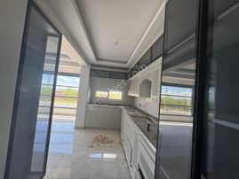 Bayramdan Önce Son Fiyat! Siverek Caddesinde 3.5+1 Sıfır Yapı