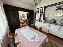 Şehir Merkezi Satılık 120m² 2+1 Geniş Daire