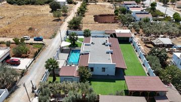 Didimde 1400m2 Arsa İçerisinde Müstakil Villa