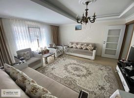 Şirinevler'de Kiralık 3+1 Daire, 110 M², Ara Kat