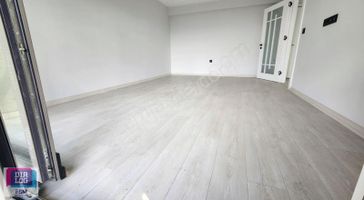 Akpınar Da Cadde Üzerinde Sıfır Binada 3+1 Kiralık Daire