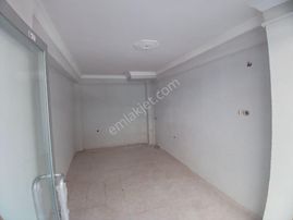 Sahibinden Kiralık Dükkan Caddeye Paralel 20 M2