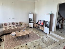 Kumburgaz'da Eşyalı 4+1 Kiralık Villa