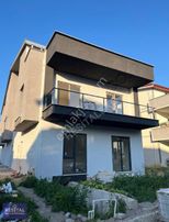 Nilüfer Demirci Satılık Tripleks Villa
