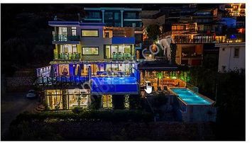Çağdaş Aslan'dan Dünyada Yıldızlara En Yakın Satılık Villa