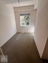 Maltepe Süreyya Plajı Balkonlu Kullanışlı Nezih Sokak 2+1
