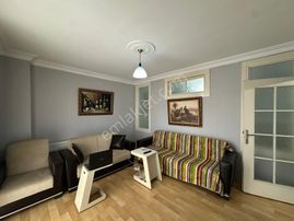 Maltepe Zümrütevler'de Arakatta Satılık 2+1 Daire