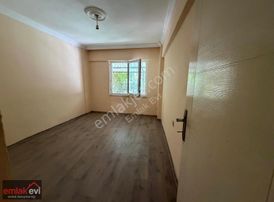 Emlak Evi'nden Orta Mah. Kapalı Mutfaklı 2+1
