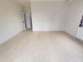 Mertcan'dan Topselvi Mah. İskanlı Ara Kat 2+1 Daire