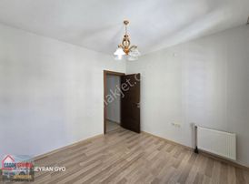 Cadde Seyran'dan Satılık Park Cephe Merkezi Konum 2+1 86 M2 Toki