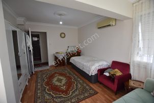 Emin'den Atıfbey Hükümet Konağı Yanı