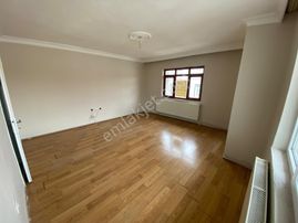 Selçuklu Mahallesin'de 2+1 Satılık Tek Tapu Çift Daire