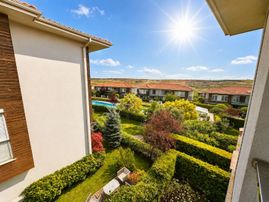 Dekar Asmalı Bahçelerde 4+1 Satılık Köşe Villa