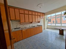 Lerox Uçar'dan Dörtyol'da 2+1 Geniş Kiralık Daire