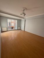 Esenyurt Üçevler Mahallesi Balkonlu 2+1 Satılık Daire