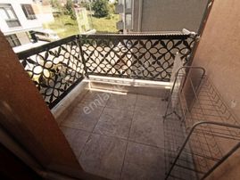 Yunus Emre Mah Arakat 2+1,90m2 İskanlı Daire