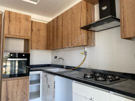 Değirmendere'de 3+1 Havuzlu Sitede Kiralık Daire