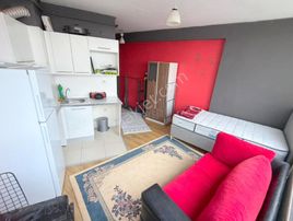 Mertcan'dan Çamlık Teras Evlerinde Eşyalı 1+0 Daire