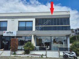 Kuşadası Kadınlar Denizinde Geniş Bakımlı 3+1 Satılık Daire
