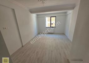 Rota Emlaktan Türkoğlu Sitesinde Sıfır 3. Kat Daire
