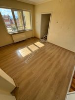Eymen Yapı-mimarsinan Klasiklerinden Bakımlı 4+1 Satılık Daire