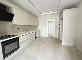 Kayapa'da Site İçi Satılık 3+1 Daire 130m²
