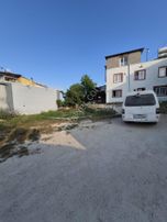 Yatırımlık Arsa Ve İçinde 2,5 Katlı Bina